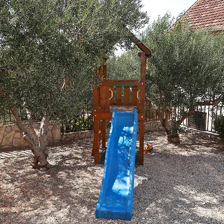 Apartamento Mandaric *